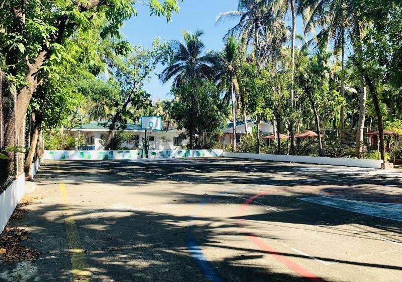 هتل Villa Soledad Beach Resort