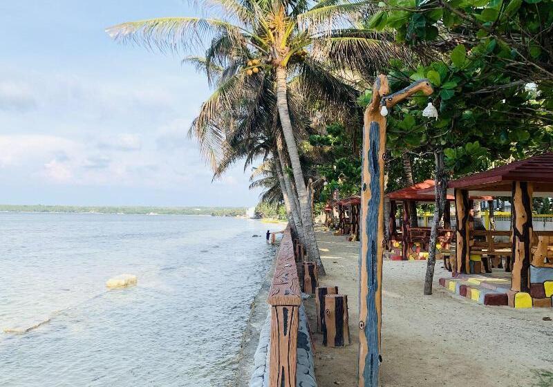 هتل Villa Soledad Beach Resort