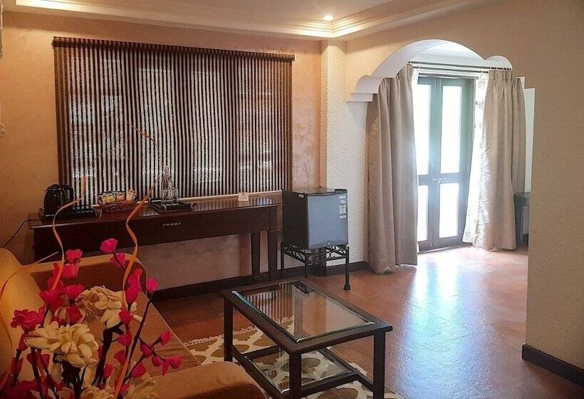 호텔 Ziva Suites   A Boutique