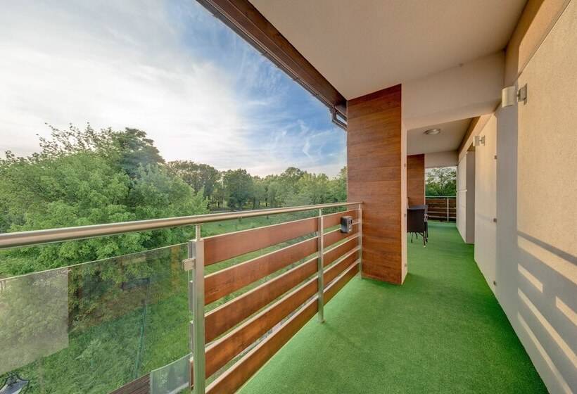 Mineral Hotel Malinowy Raj