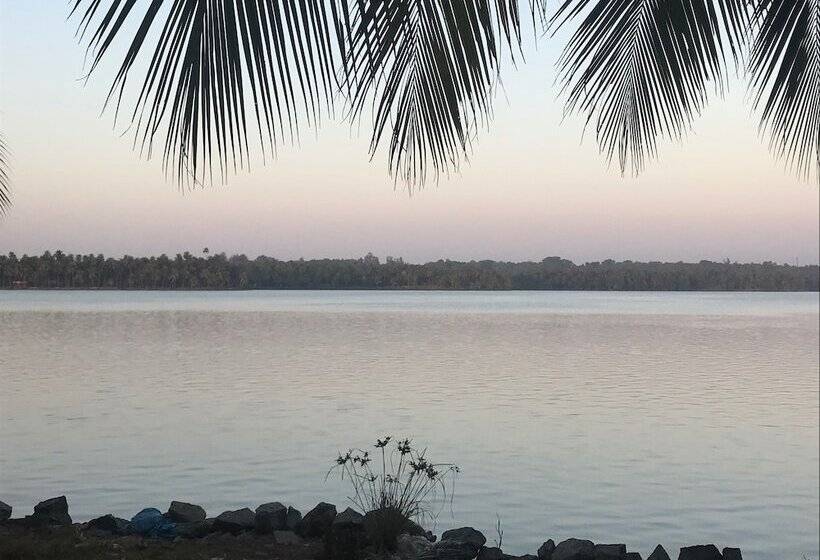 אתר נופש Paradise Lagoon