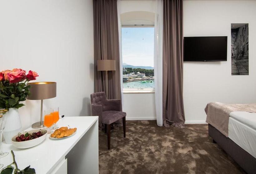 پانسیون Dream Luxury Rooms