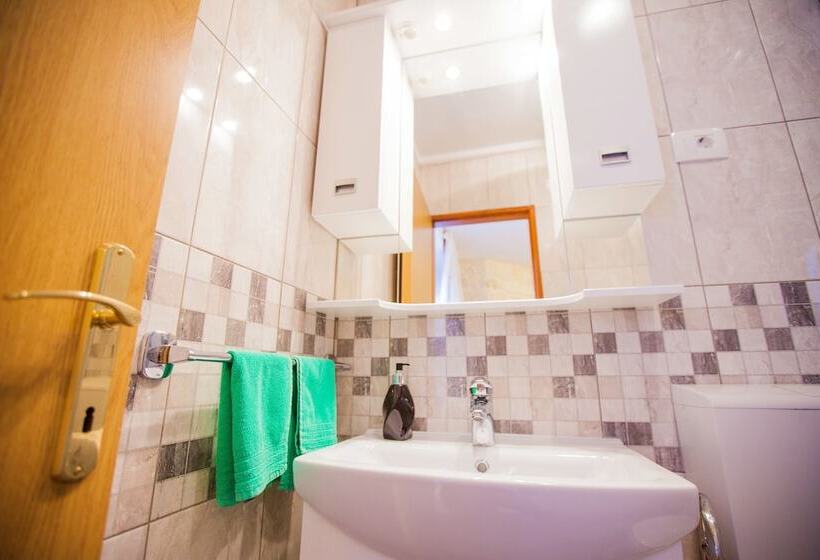 پانسیون Golden Gate Dream Rooms