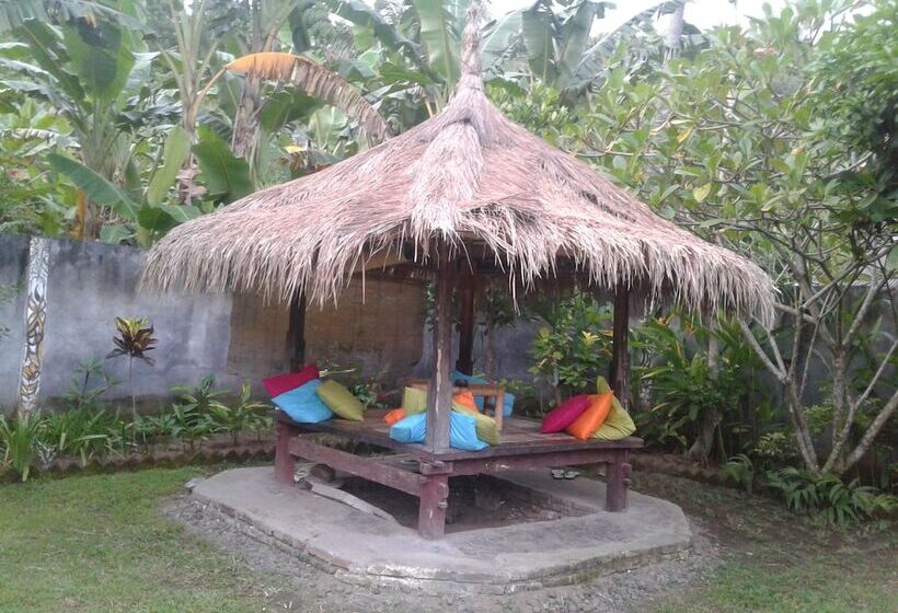 پانسیون Indah Homestay And Cooking Classes