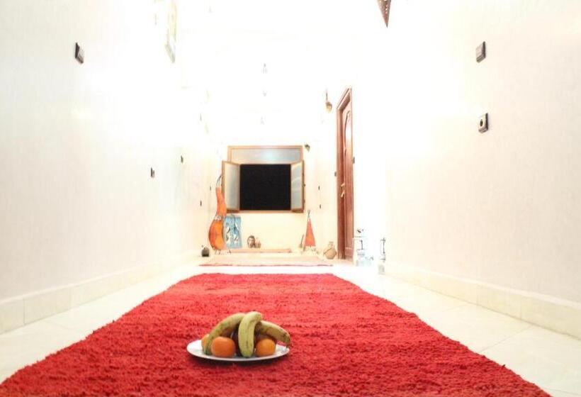 پانسیون Restaurant Dar Al Madina