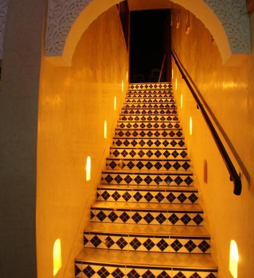 پانسیون Restaurant Dar Al Madina