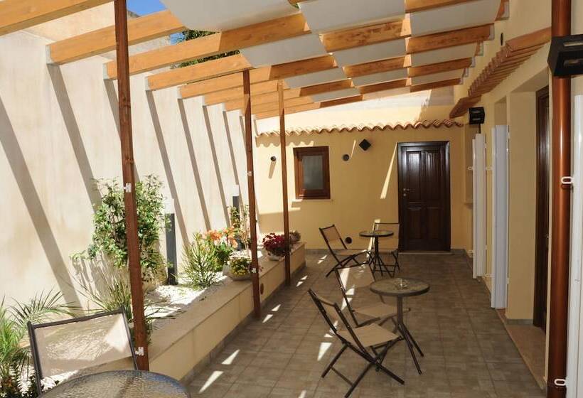 پانسیون Rooms And Breakfast Zefiro