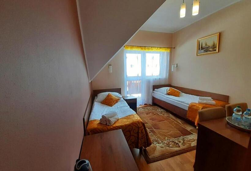 Pensjonat Zielone Wzgórze W Bolesławowie