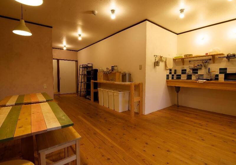 هاستل Onsen Guest House Hakone Tent
