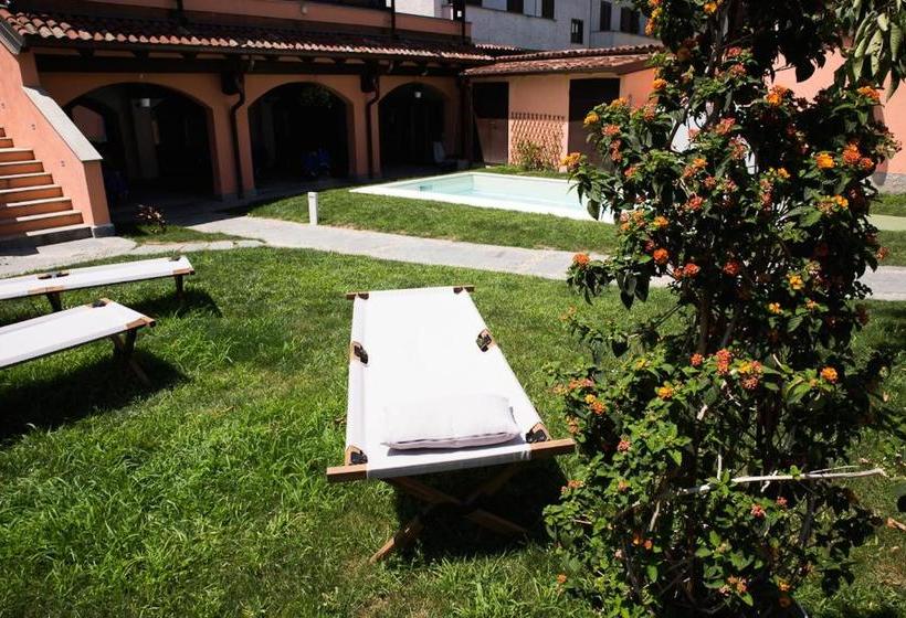 تختخواب و صبحانه Casa Rosa