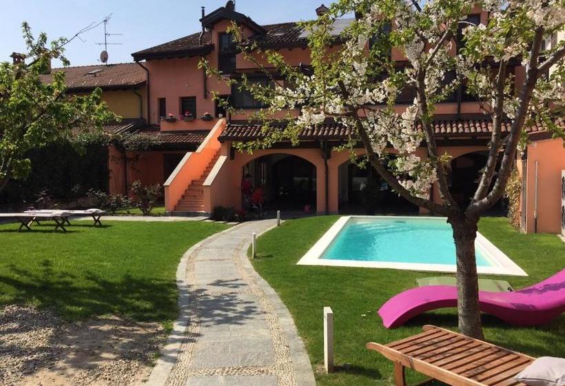 تختخواب و صبحانه Casa Rosa