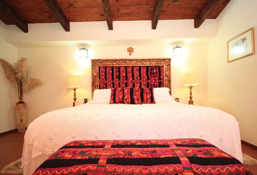 هتل Casa Santa Lucia