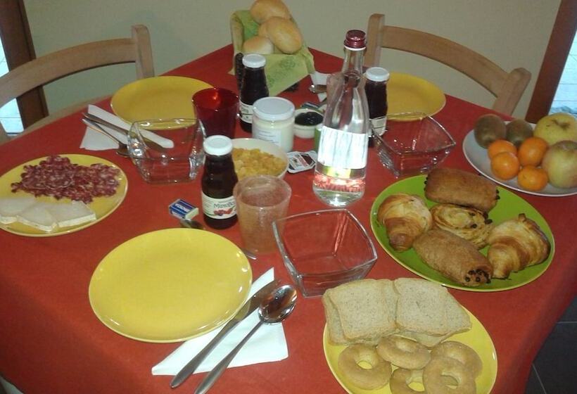 田舎風ホテル Agriturismo Terra E Lago D'iseo Franciacorta