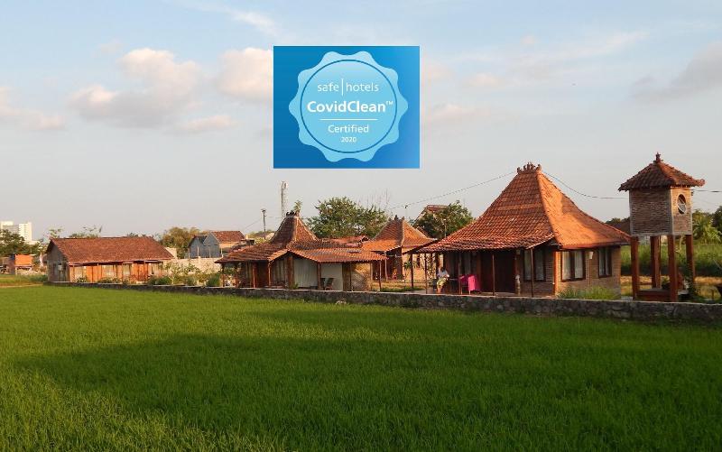 پانسیون Alamanda Family Villas & Pool