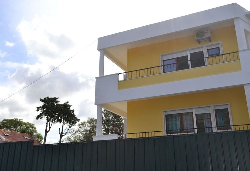 پانسیون Casa Amarela Belém