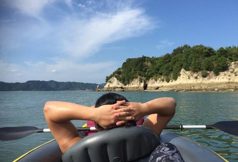 فندق صغير Guest House & Cafe Ohana