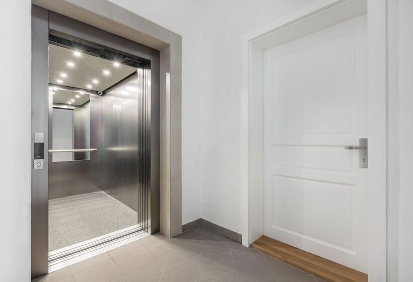 Aparthotel Platinum