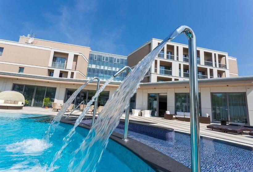 Aura Hotel Adults Only