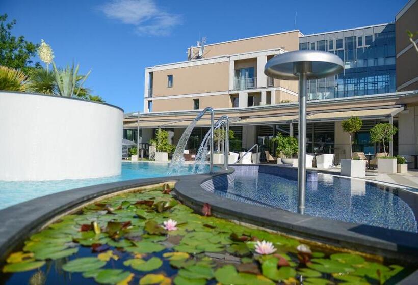 Aura Hotel Adults Only