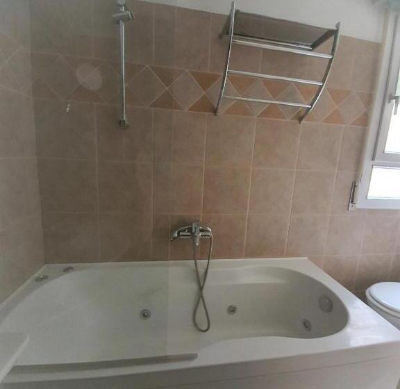 هتل Airone Cervia B&b Camere E Appartamenti