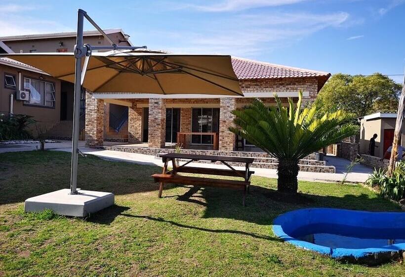 בית מלון כפרי Lilitha Guest Lodge & Conferencing