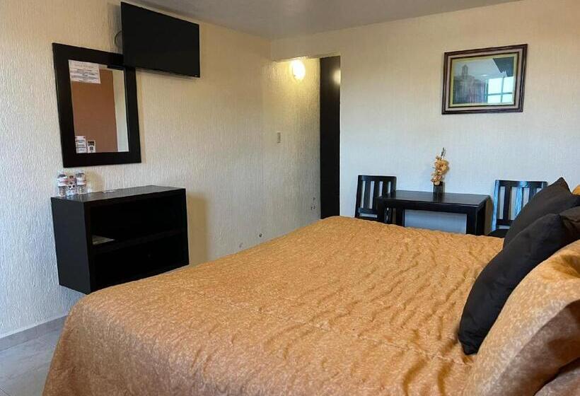 فندق Posada Real