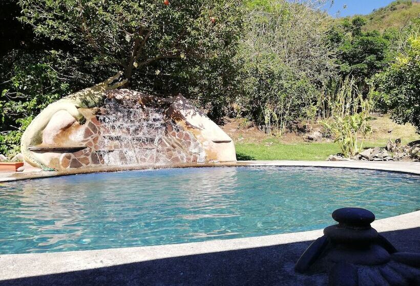 هتل Rancho De Lelo Ecolodge
