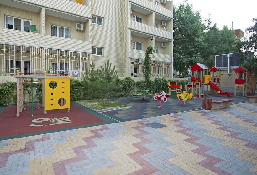 酒店 Sunmarinn Resort