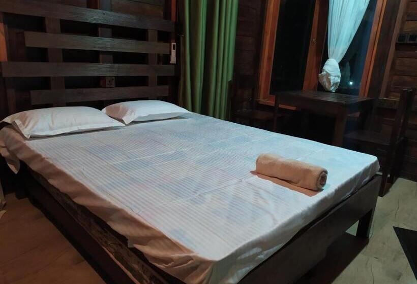 בית מלון כפרי Yala Caravan Village