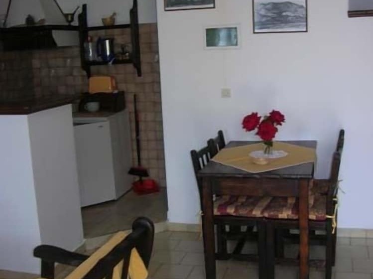 Kanakis Apartments
