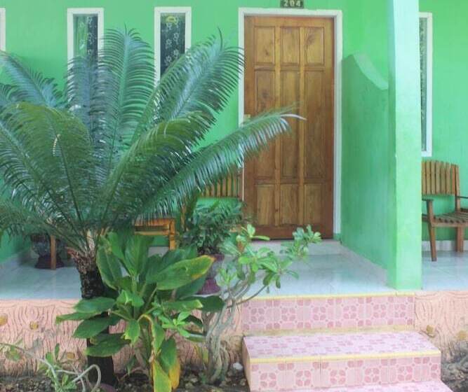 پانسیون Bira Panda Beach 1