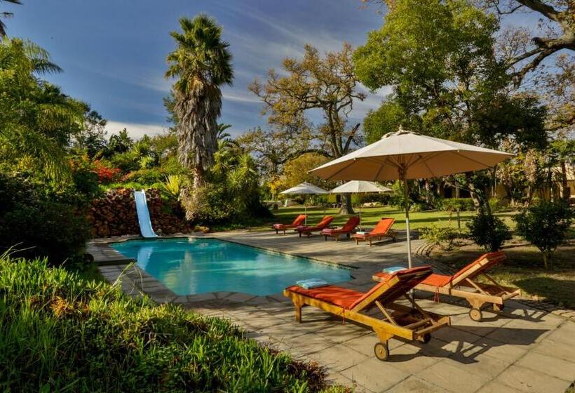 The Country Guesthouse