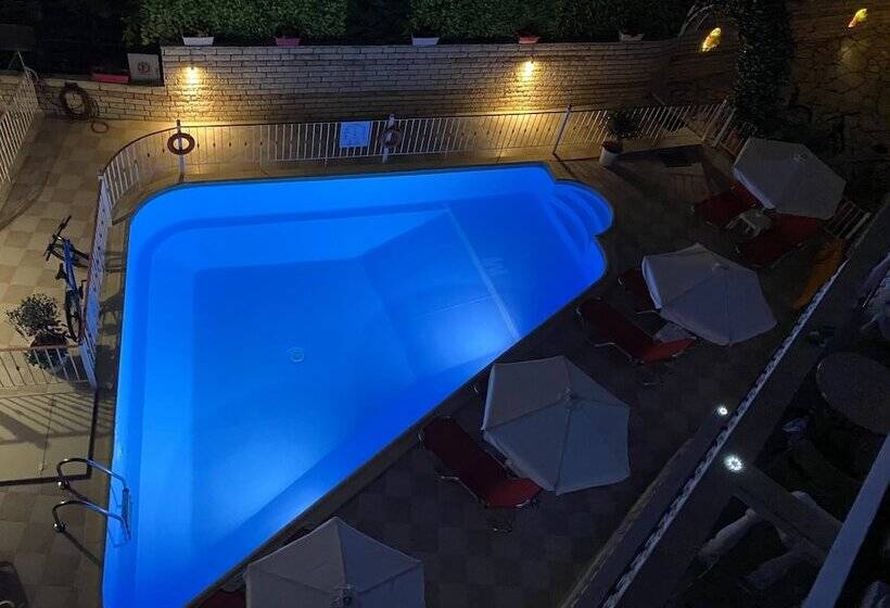 Villa Antonis