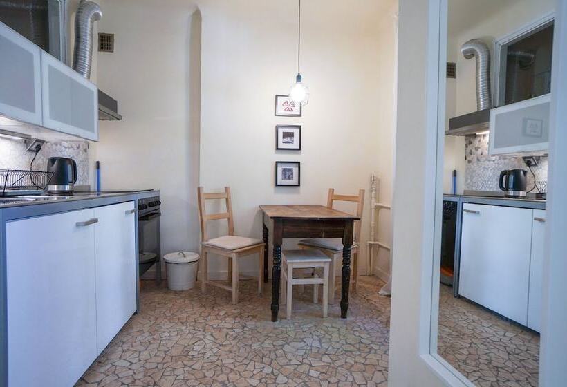 Aaa Stay Market Square Old Town