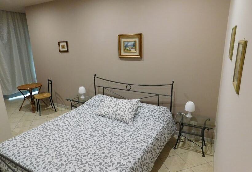 تختخواب و صبحانه Villa Delle Vacanze