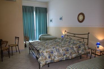 تختخواب و صبحانه Villa Delle Vacanze