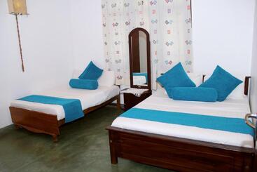 هتل Bethel Rest Homestay