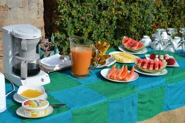 هتل Bethel Rest Homestay