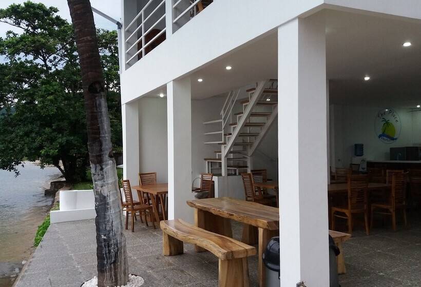 Отель The Place Beach Bungalows