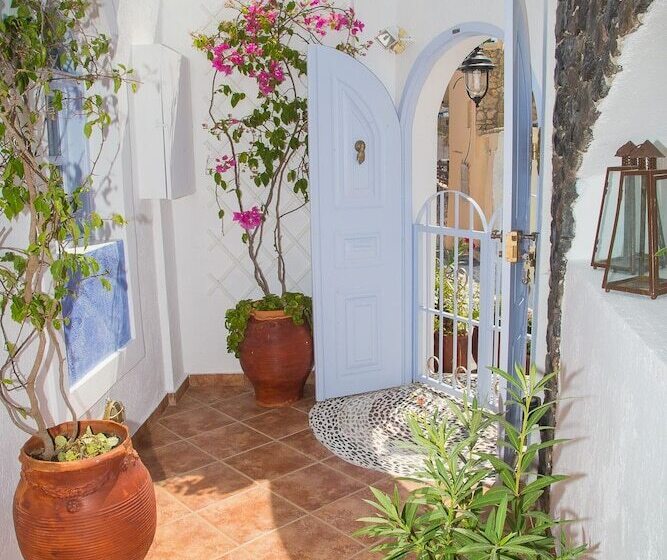 Saba Luxury Suites