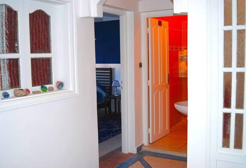 پانسیون He'e Nalu Surf Camp Morocco