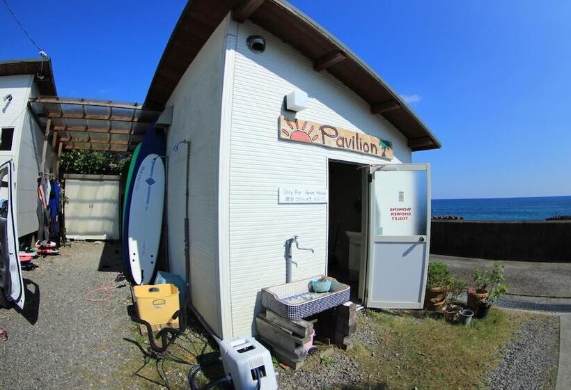 پانسیون Pavilionsurf&lodge