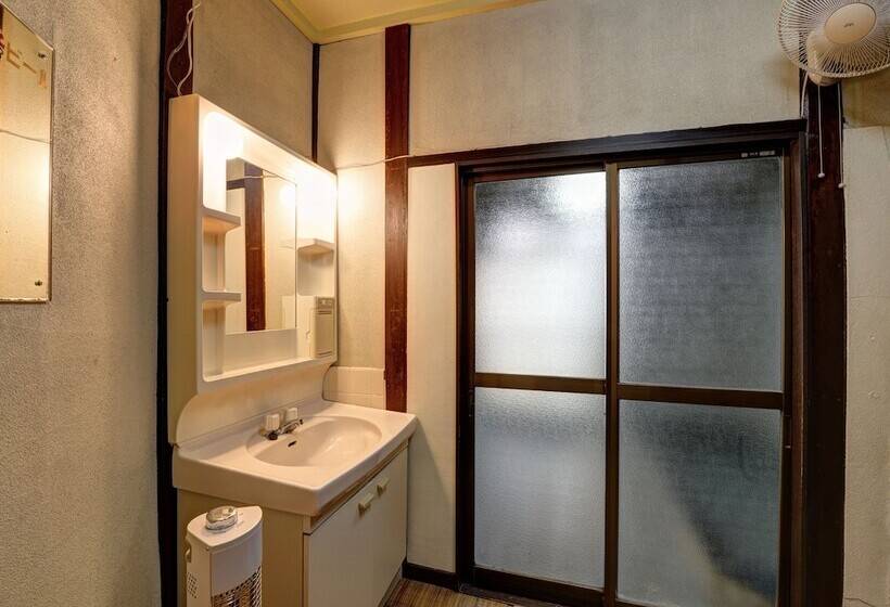 Ryokan Sakamotoya