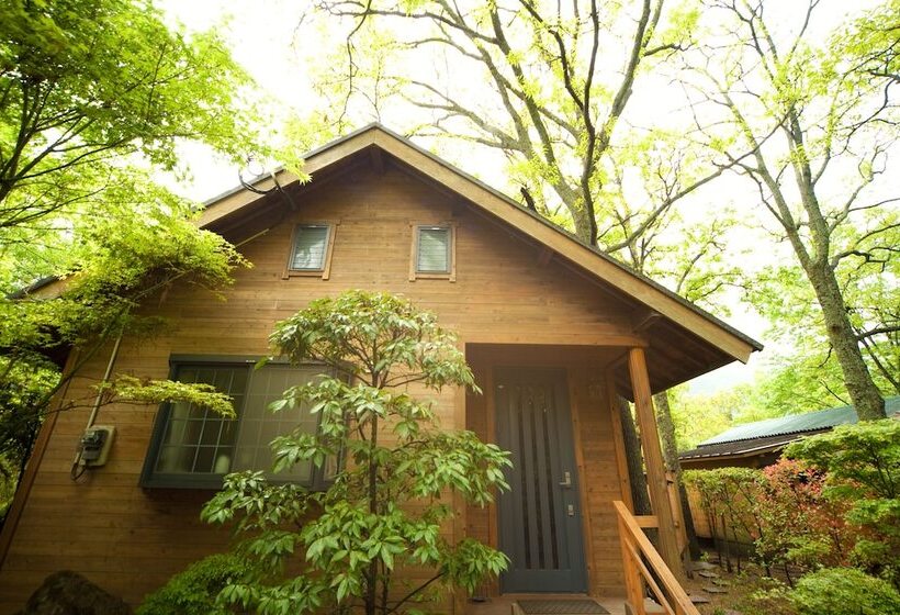 Yufuin Tsukahara Kogen Cottage Donguri