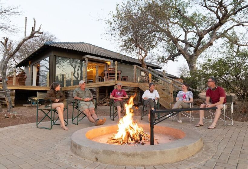 Antares Bush Camp & Safaris   Hostel
