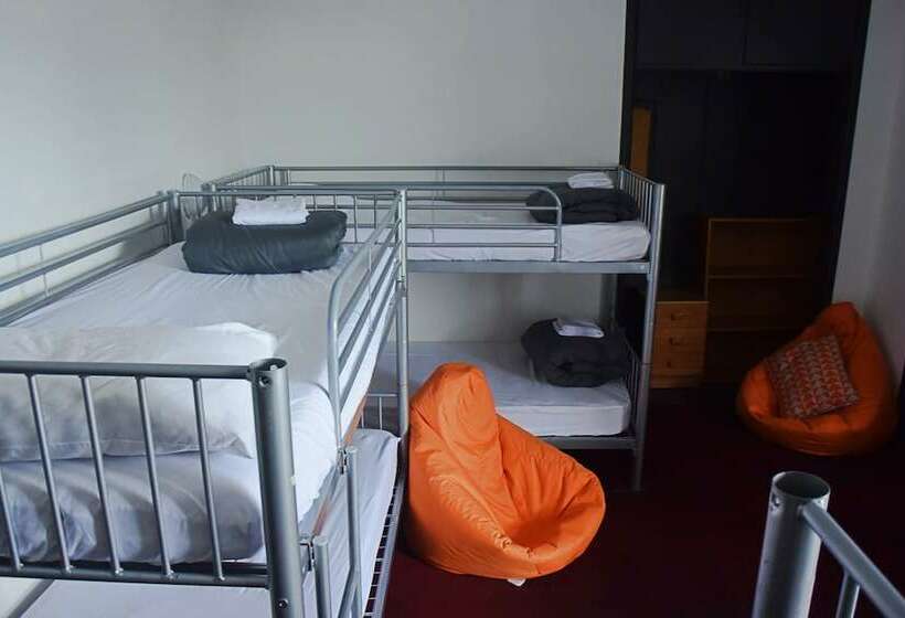 Bobs Hostel