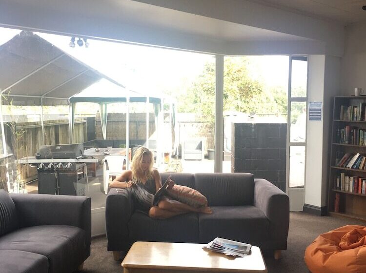Bobs Hostel