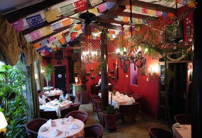 هتل Boutique Casona Maya Mexicana