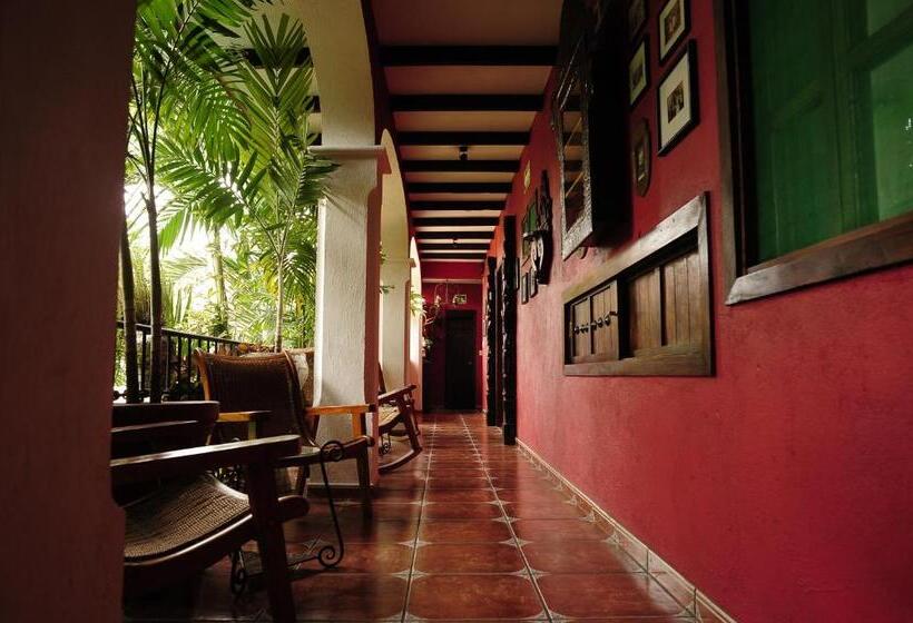 هتل Boutique Casona Maya Mexicana