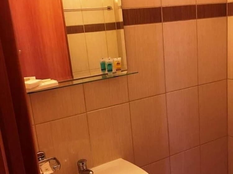 בית מלון כפרי Lefkes